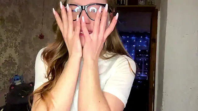 AlberthaBudd is live now