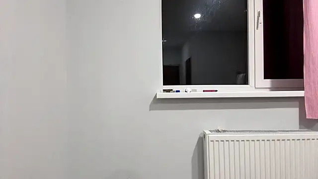 SharieLangan is live now