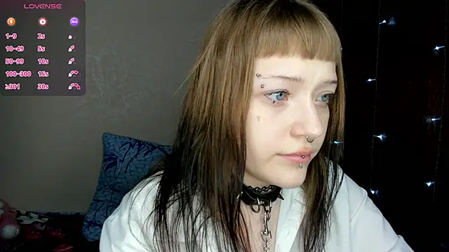 urmelodyy is live now