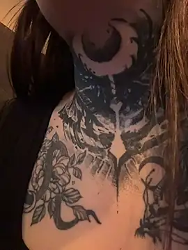 FionaMurr is live now