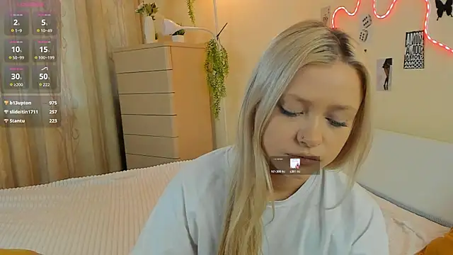 MidnightPoise is live now