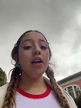 Baby__Otaku is live now