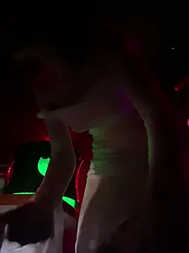 Thedeepwebcutie is live now