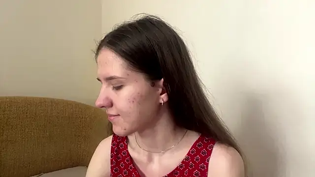 LauraBliss is live now