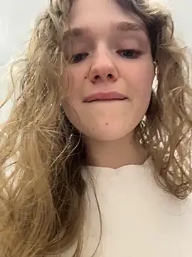 RussianWoman is live now