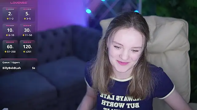 MariaMedow is live now