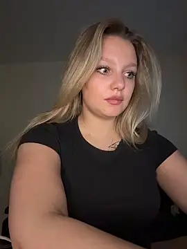 bettyloveu is live now