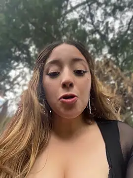 Baby__Otaku is live now