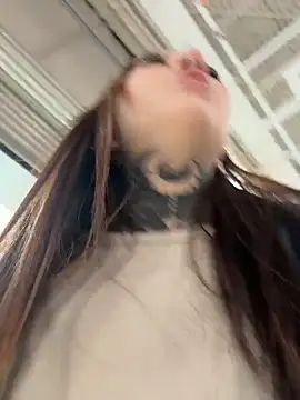 FionaMurr is live now