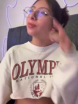 D-Bunnyyy is live now