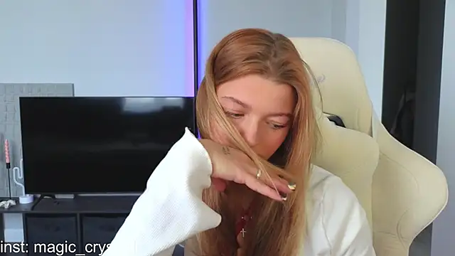 pink_flow0 is live now