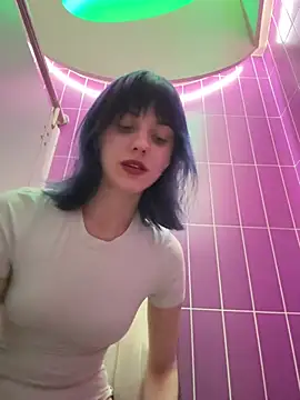 Only_April is live now
