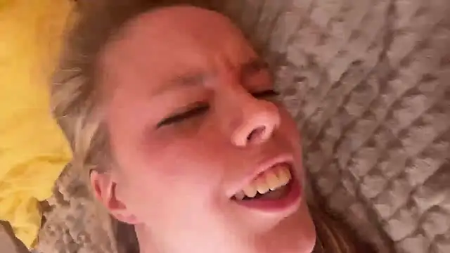 Catrinee is live now