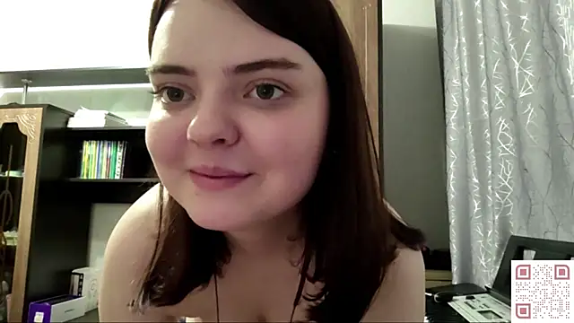RebelDesiree is live now