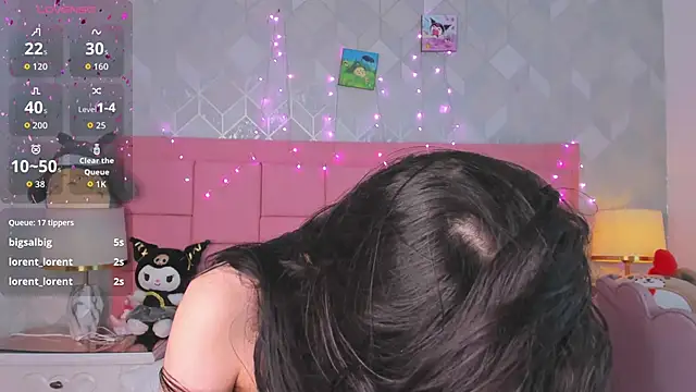 dolly_kitter is live now