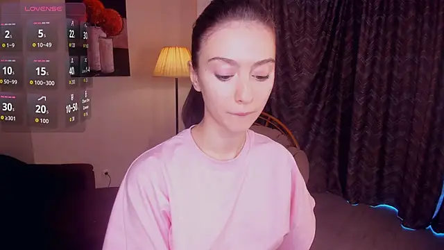 LibbieSchworm is live now