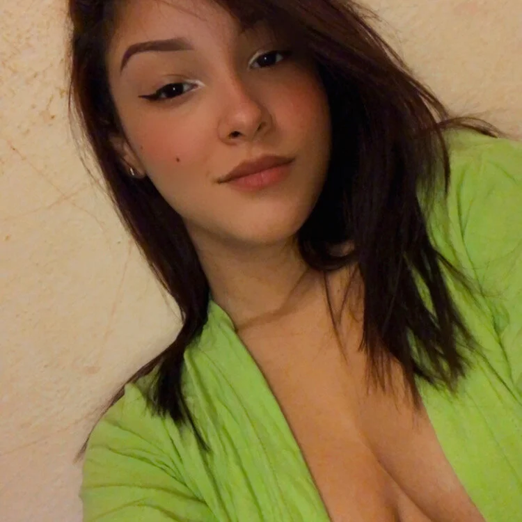 maluzinha2023 is live now