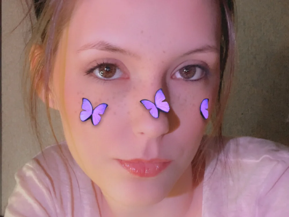 Thedeepwebcutie is live now