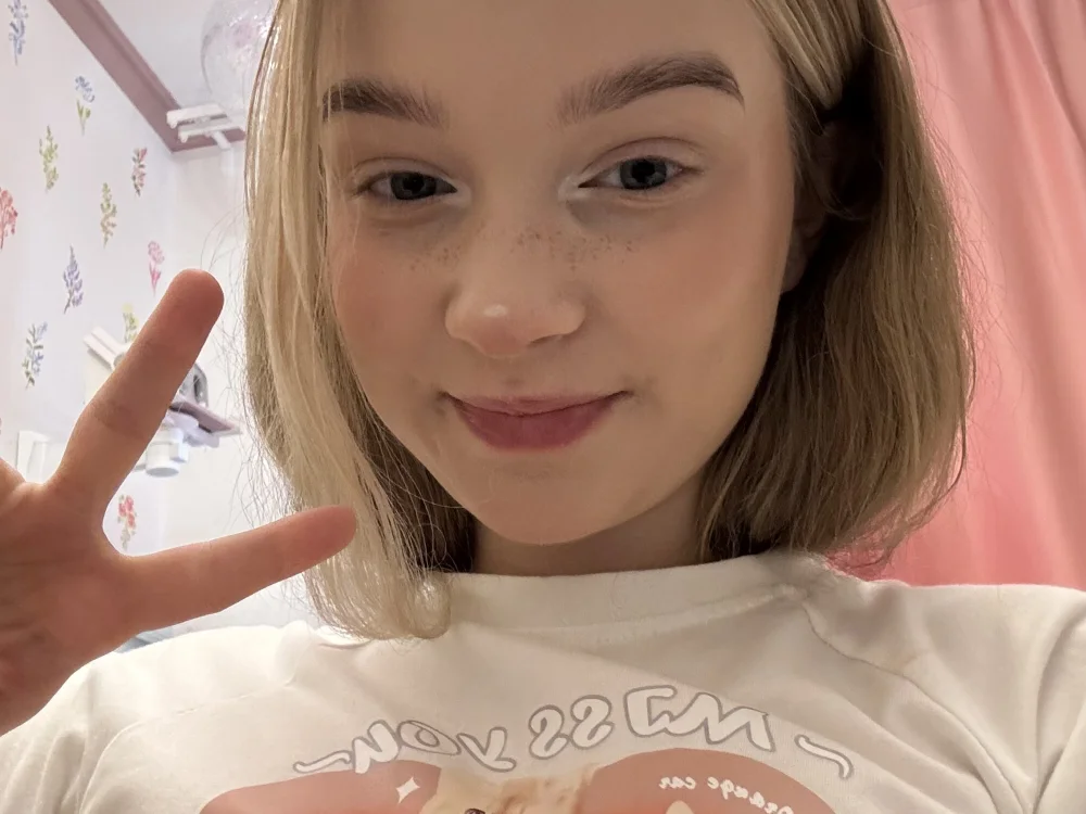 -baby-tiny- is live now