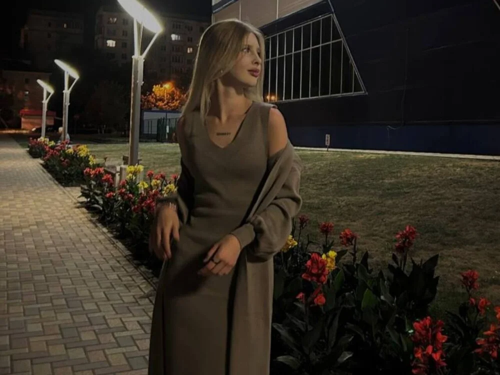 RosalindSherlock is live now