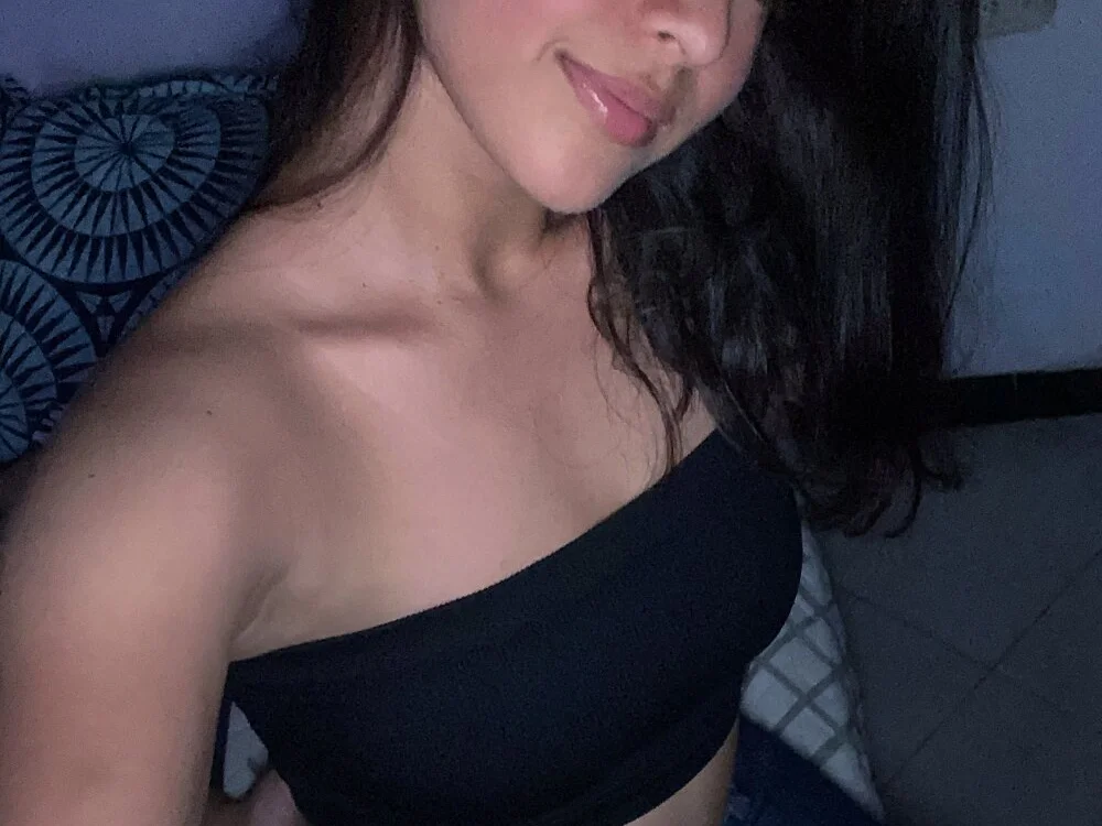 Rubbykira_ is live now