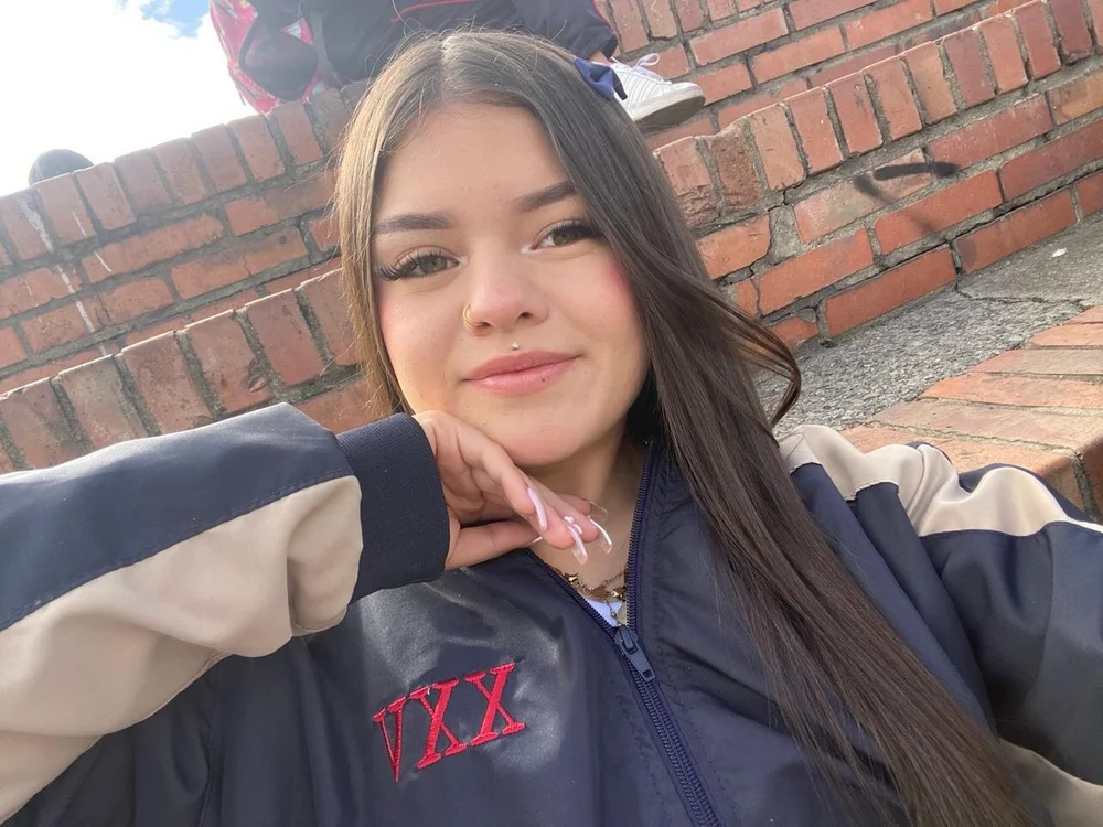 Camila_Duarte2 is live now