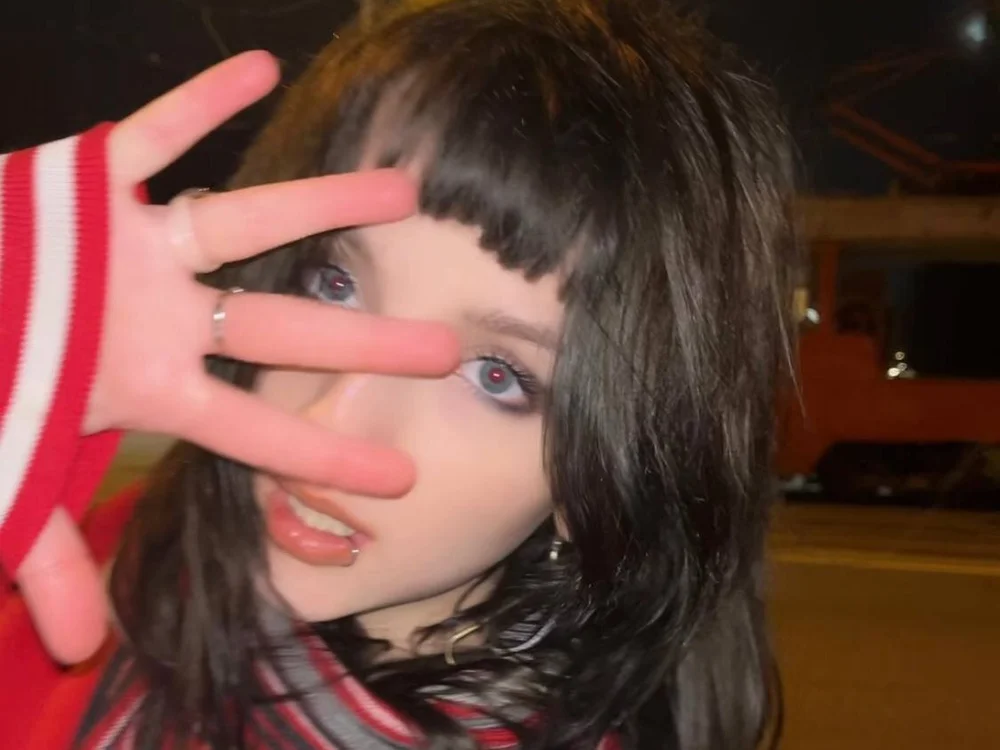 Viv_Player is live now