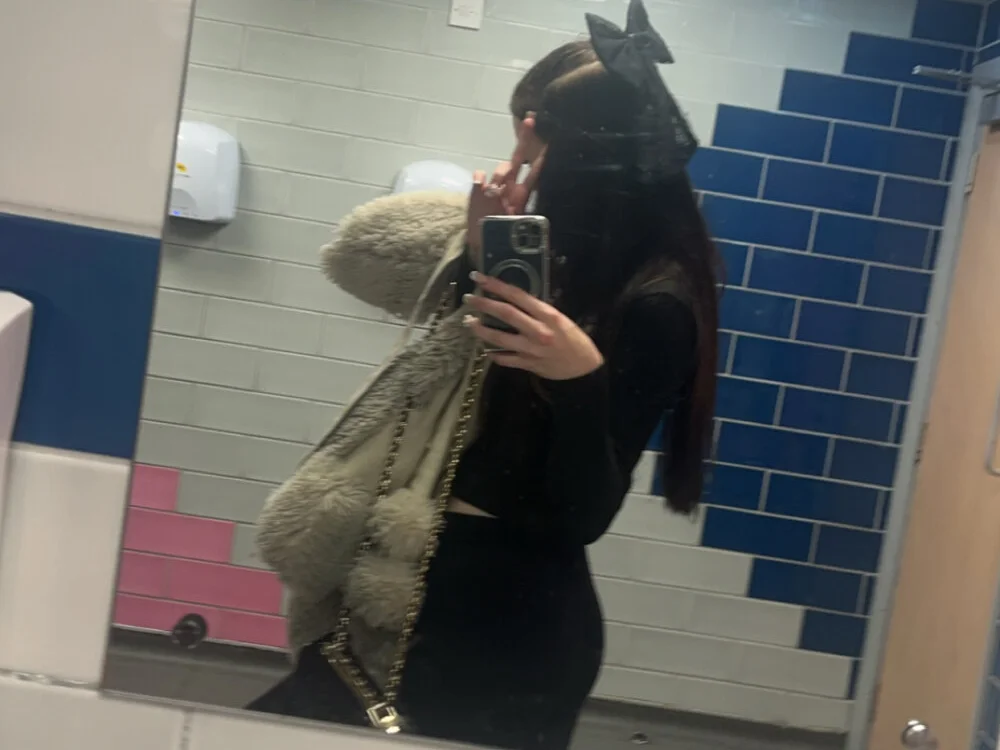 VioletxBlue is live now