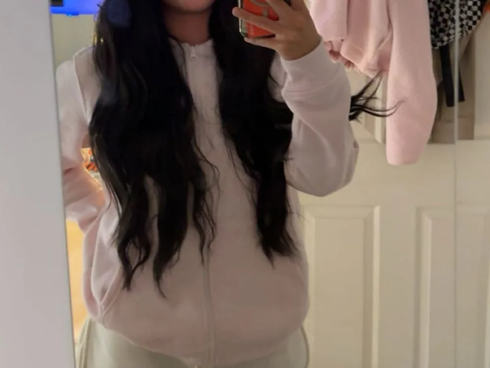 lace_xxx is live now