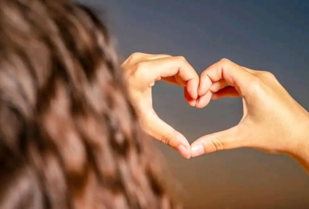 NikolHeart is live now