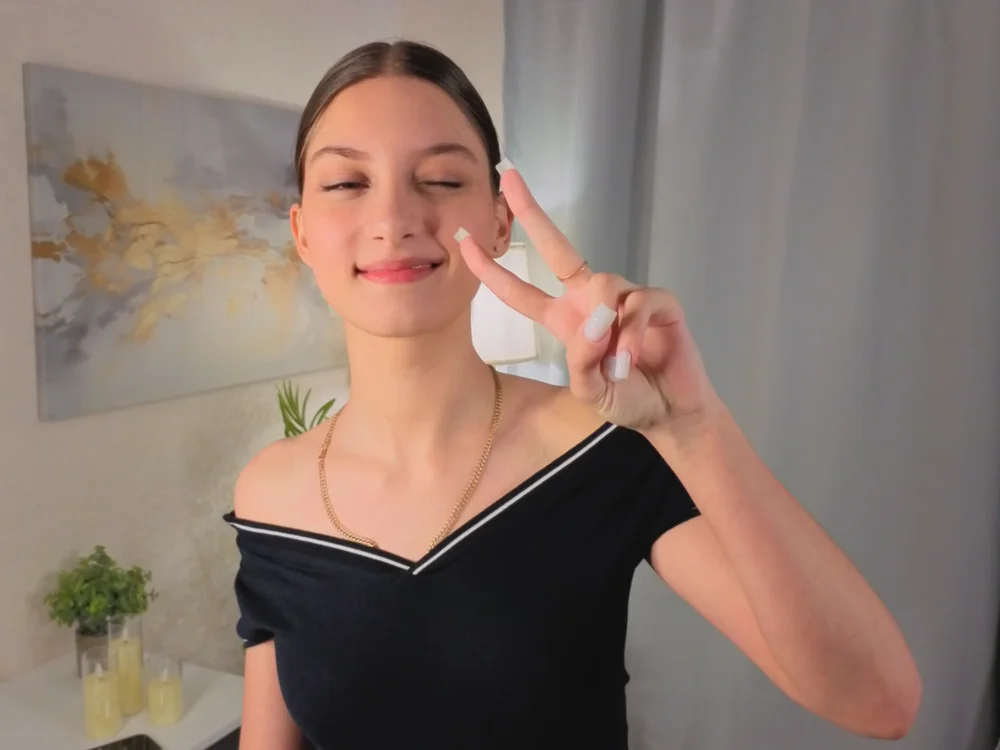 NatashaRieker is live now