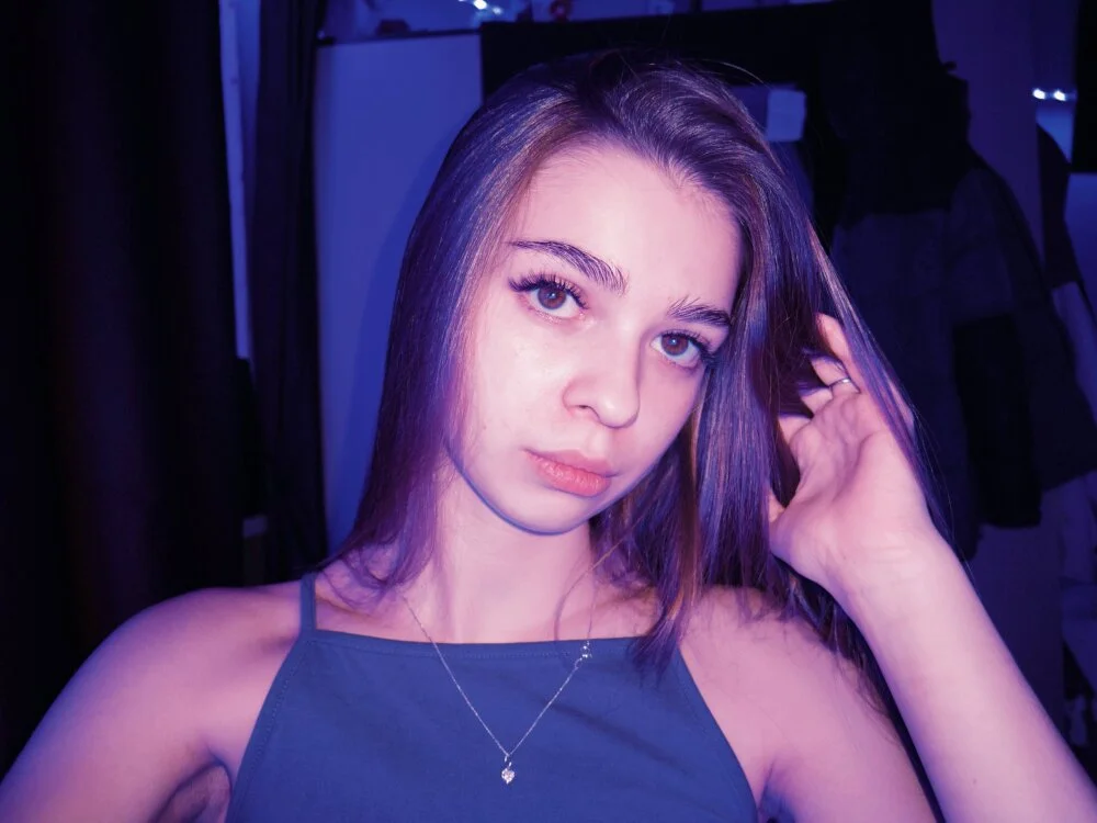 SkylineBliss is live now