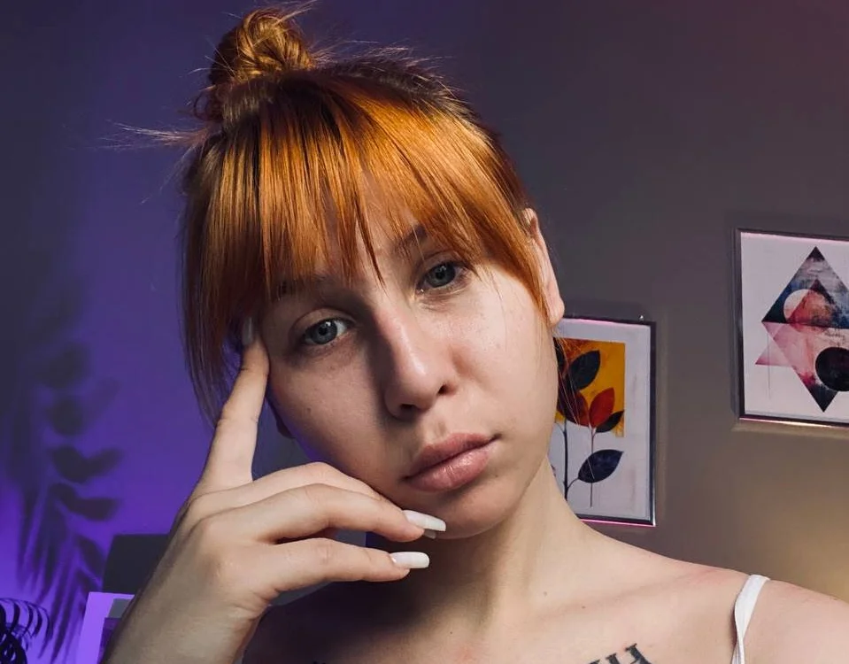 RoyAngela is live now