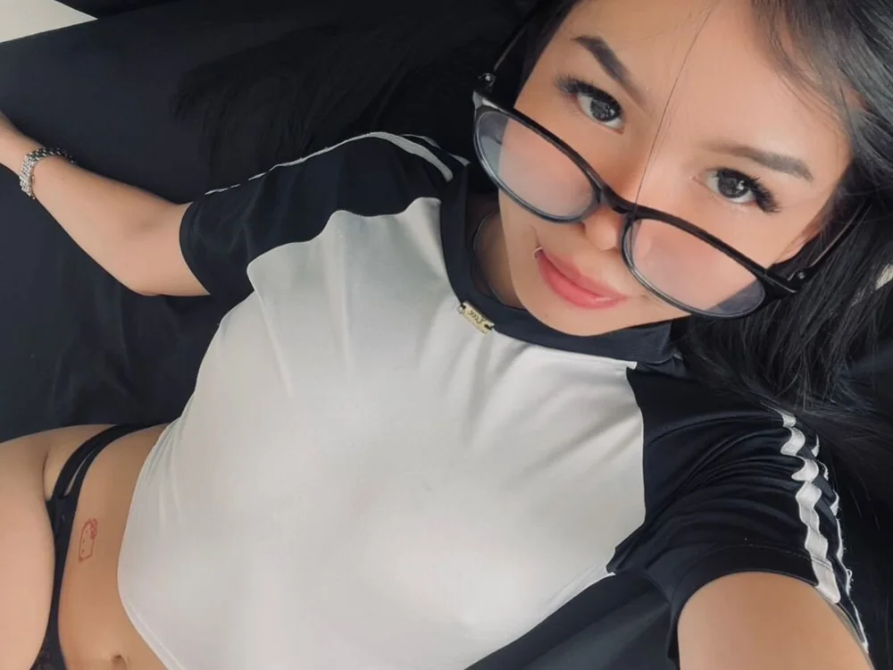 Jay_wlls is live now