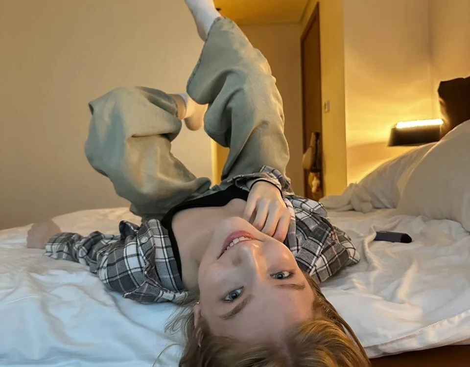 _Magic_smile is live now