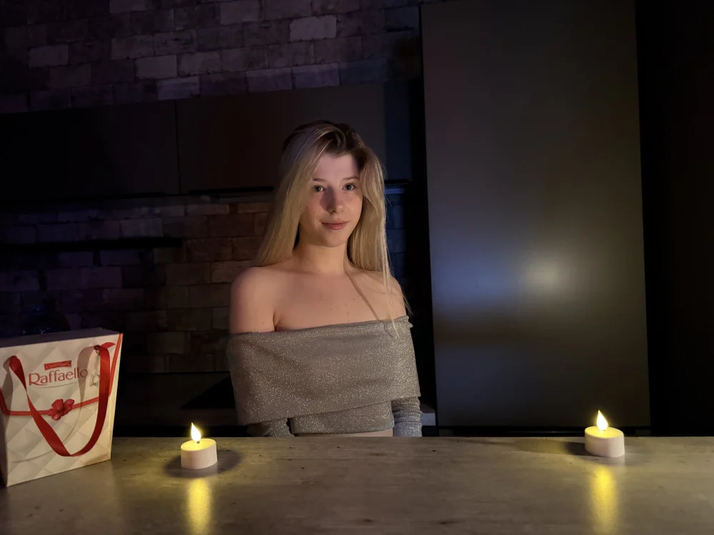 Bella_amory is live now