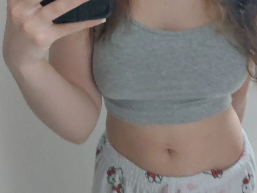 Katydarkbloom is live now