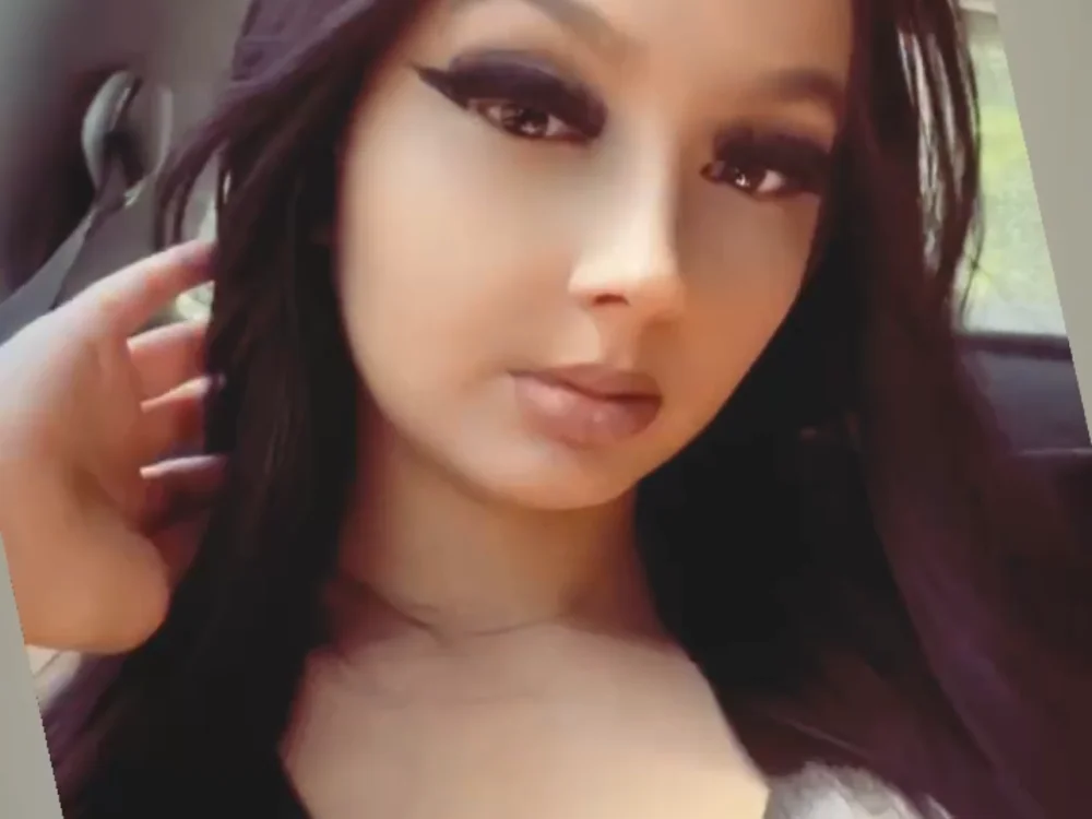 hotamanda01 is live now