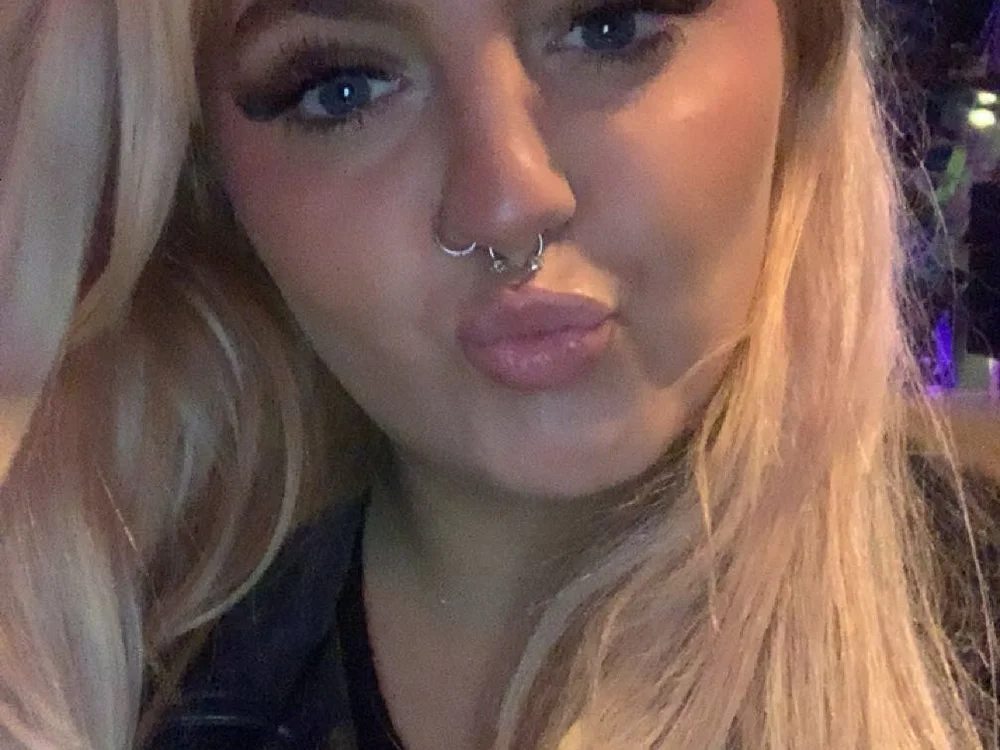 Princessnorth_ is live now