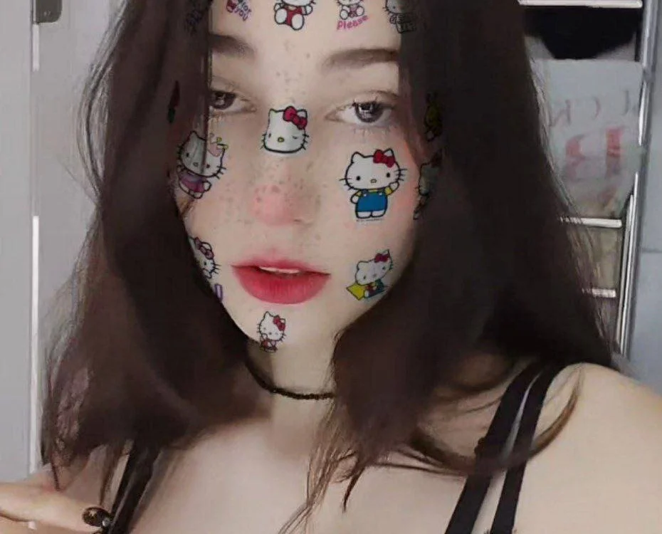 Zaya_venus is live now