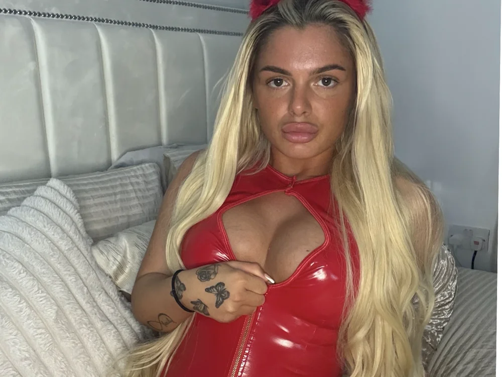 Irish_BarbieMilfx is live now