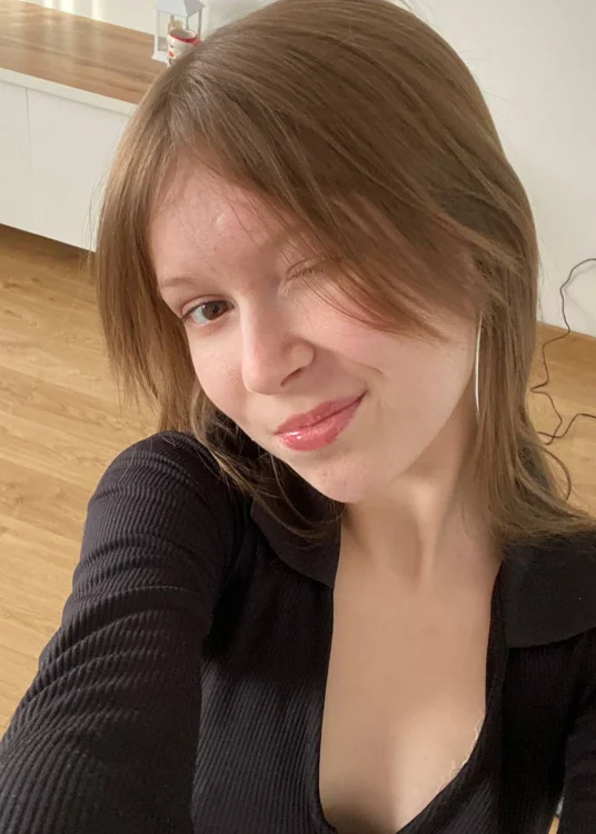 ElfriedaZwack is live now